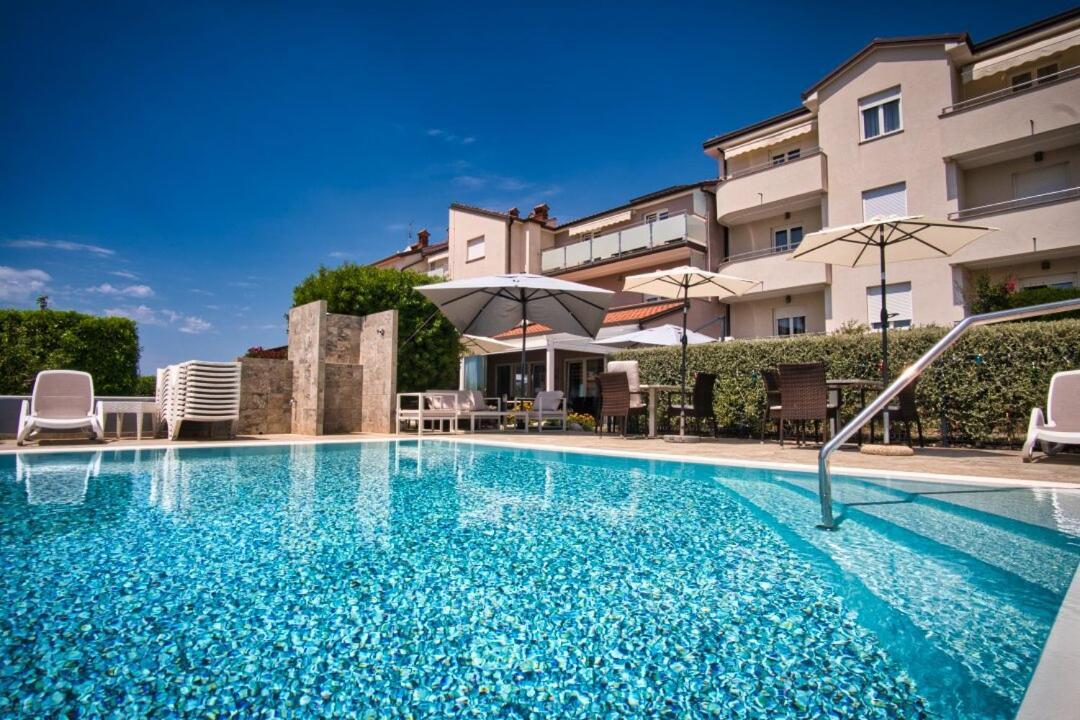 Lovrečica Villa Badi מראה חיצוני תמונה